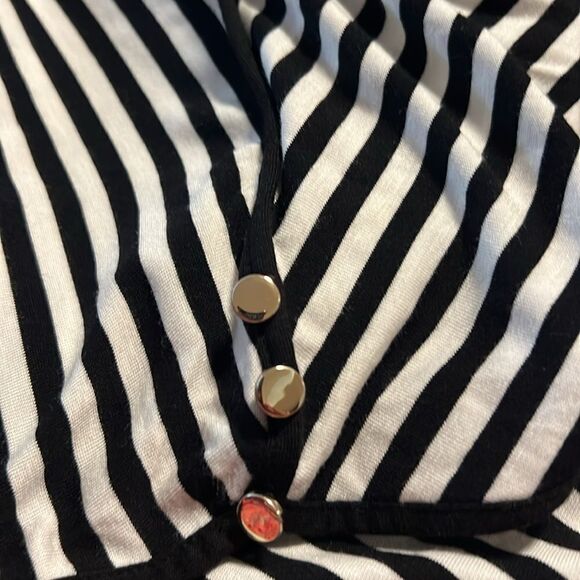 Calvin Klein Black and White Stripe Knit Dress. Size 6. Great Condition!! - Picture 6 of 12